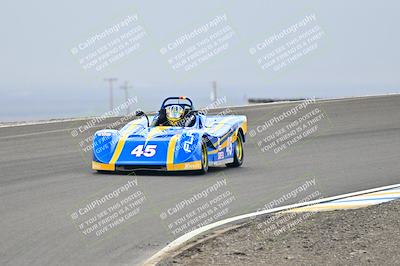 media/Jan-26-2025-CalClub SCCA (Sun) [[cfcea7df88]]/Group 6/Race/